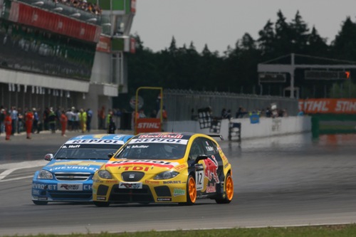 Rob Huff in gevecht om plaats drie in de race